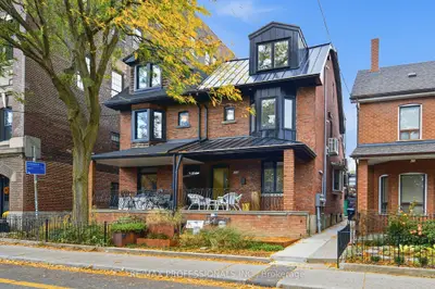 134 Argyle Street 2nd Flr, Toronto, On M6j 1n9