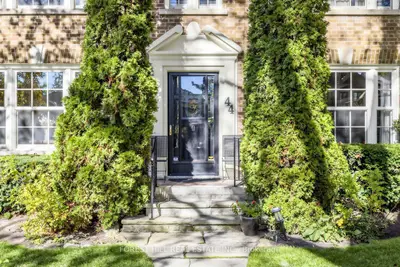 44 Ridge Hill Drive, Toronto, On M6c 2j4