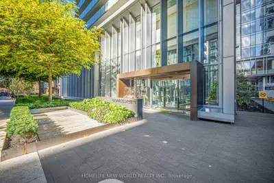 42 Charles Street E 5603, Toronto, On M4y 1t4