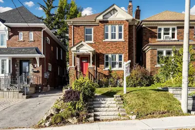 32 Crestview Road, Toronto, On M5n 1h6