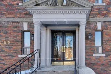 166 Eastbourne Avenue 10, Toronto, On M5p 2g6