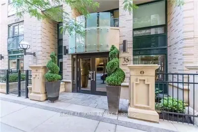 35 Hayden Street 603, Toronto, On M4y 3c3