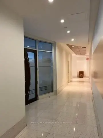 600 Fleet Street Ph #1016, Toronto, On M5v 1b7