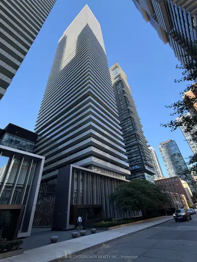 50 Charles Street E 2713, Toronto, On M4y 0c3