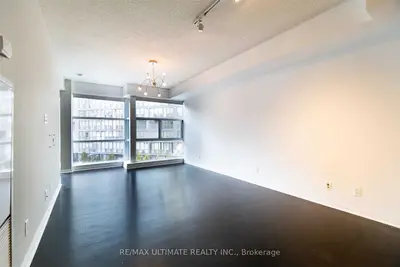 11 St Joseph Street 401, Toronto, On M4y 3g4
