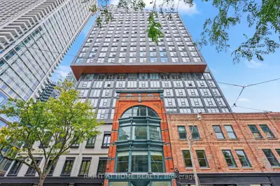 100 Queen Street E 3009, Toronto, On M5c 0b5