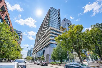 36 Lisgar Street 603e, Toronto, On M6j 0c7