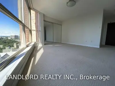 1055 Bay Street 1910, Toronto, On M5s 3a3