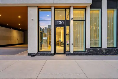 230 Simcoe Street 1235, Toronto, On M5t 1t4