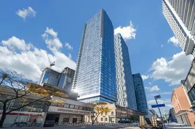 8 Cumberland Street 2404, Toronto, On M4w 0b6