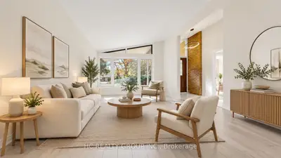 52 Dukinfield Crescent, Toronto, On M3a 2s1