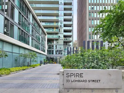 33 Lombard Street 3301, Toronto, On M5c 3h8