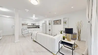 10 Moonstone Byway 151, Toronto, On M2h 3j3