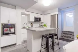 114 Sheridan Avenue Lower, Toronto, On M6k 2h2