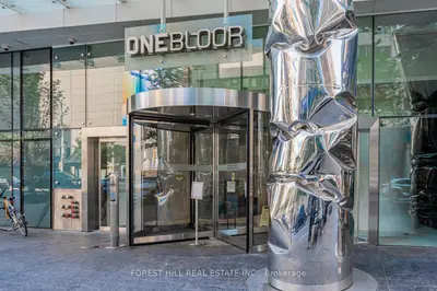1 Bloor Street E 6805, Toronto, On M4w 0a8