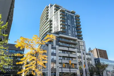 736 Spadina Avenue 1203, Toronto, On M5s 2j6