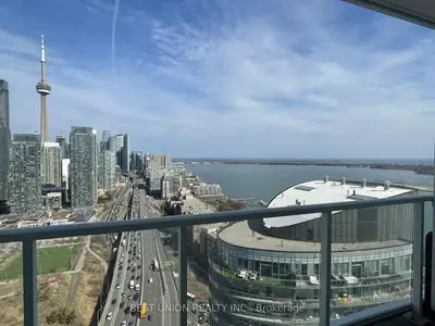 17 Bathurst Street 3910, Toronto, On M5v 1a5