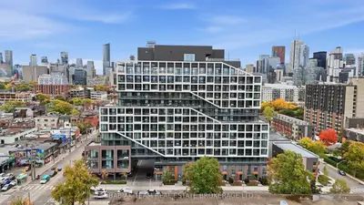 115 Denison Avenue 920, Toronto, On M5t 2n1