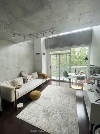 954 King Street W 513, Toronto, On M6k 3l9