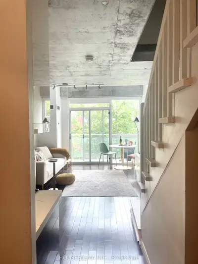 954 King Street W 513, Toronto, On M6k 3l9