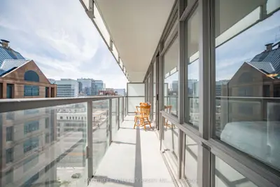 38 Grenville Street 1406, Toronto, On M4y 1a5