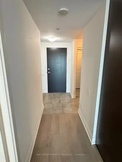 5168 Yonge Street 307, Toronto, On M2n 5p6