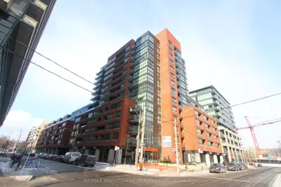 45 Lisgar Street 222, Toronto, On M6j 0b8