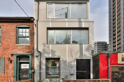 131 George Street 2 & 3, Toronto, On M5a 2m6