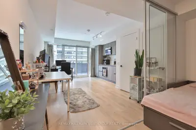 127 Broadway Avenue 302, Toronto, On M4p 1v4