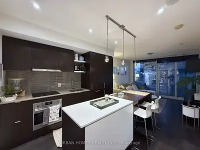100 Harbour Street 2809, Toronto, On M5j 0b5