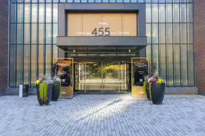 455 Wellington Street W 706, Toronto, On M5v 0v8