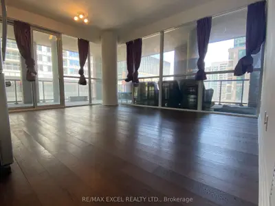 20 Bruyeres Mews 510, Toronto, On M5v 0g8