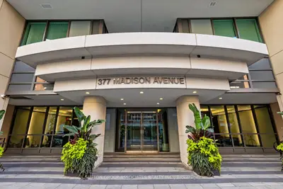 377 Madison Avenue 502, Toronto, On M4v 3e1