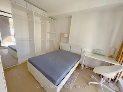 81 Wellesley Street E 305, Toronto, On M4y 1h8