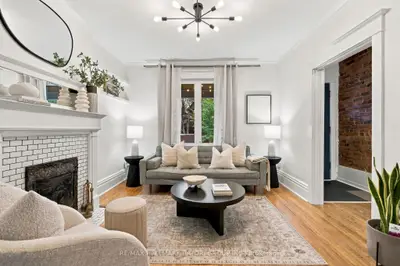 58 Ellsworth Avenue, Toronto, On M6g 2k3