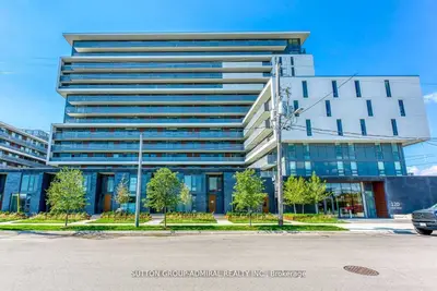 120 Varna Drive 1417, Toronto, On M6a 1n3
