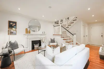 480 Oriole Parkway 111, Toronto, On M5p 2h8