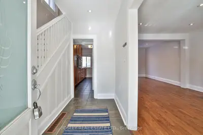 262 Briar Hill Avenue, Toronto, On M4r 1j2