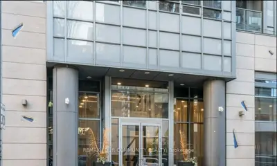 21 Balmuto Street 1201, Toronto, On M4y 1w4