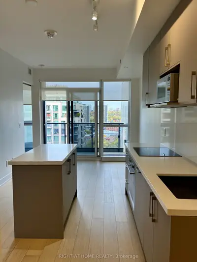 88 Cumberland Street 1705, Toronto, On M5r 0c8