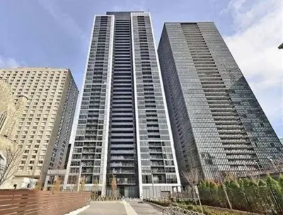 28 Ted Rogers Way 4302, Toronto, On M4y 2j4