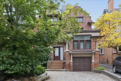 154 Walmer Road, Toronto, On M5r 2x9