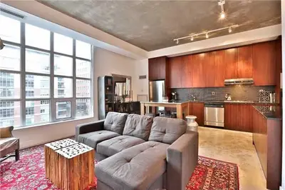 23 Brant Street 505, Toronto C01, ON M5V 2L5