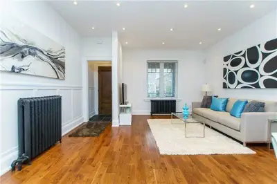 33 Greensides Avenue, Toronto C02, ON M6G 3P5