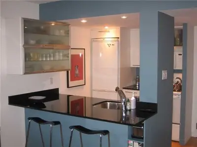 25 Maitland Street 1502, Toronto C08, On M4y 2w1