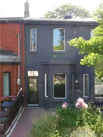 313 Ontario Street, Toronto C08, ON M5A 2V8