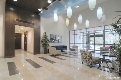 35 Hollywood Avenue 1712, Toronto C14, ON M2N 0A9