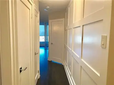 110 Bloor Street W 903, Toronto C02, ON M5S 2W7