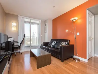 18 Kenaston Gardens 1605, Toronto C15, On M2k 3c7