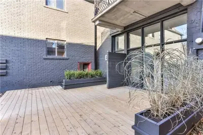 257 Oakwood Avenue Main, Toronto C03, ON M6E 2V3
